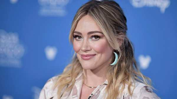 Hilary Duff Shows ‘The Lizzie McGuire Movie’ To Her Kids, Luca & Banks, For The First Time: Watch