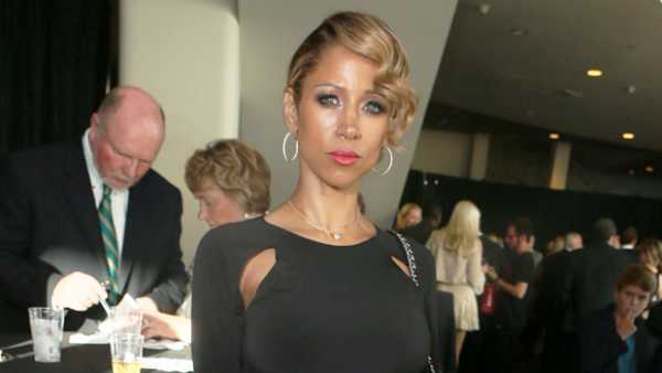 ‘Clueless’ Star Stacey Dash Claims Husband ‘Put Me In A Chokehold’ In Chilling 911 Call — Listen