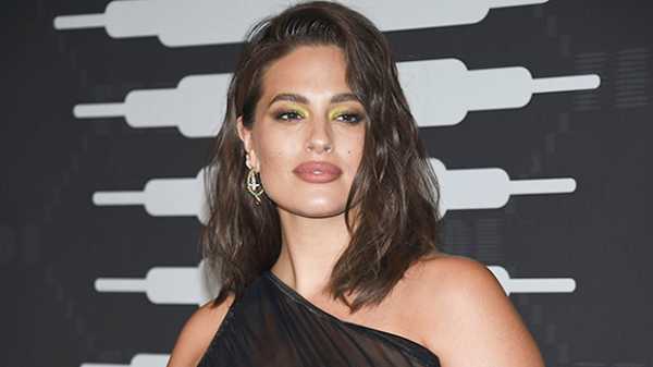 Ashley Graham, 31, Shares In The Buff Selfie On Instagram At 5 Months Pregnant: I’m Embracing My ‘New Body’