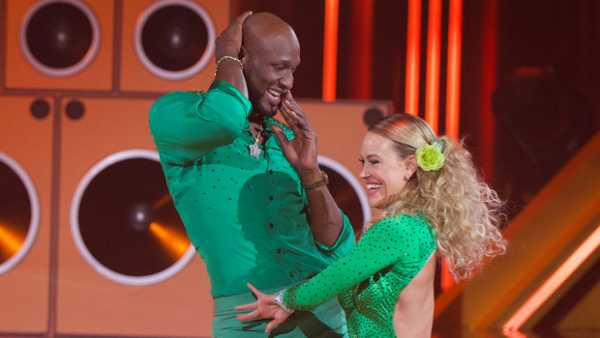 Lamar Odom Gets Caught Adjusting Himself At ‘DWTS’: ‘I’m Blessed’ Down There — Watch