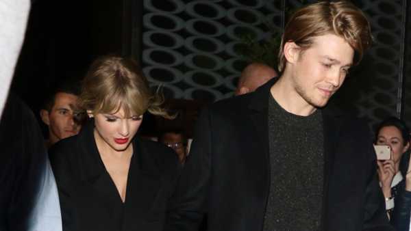 Taylor Swift & BF Joe Alwyn Sweetly Hold Hands During Rare Outing Together After Her ‘SNL’ Performance