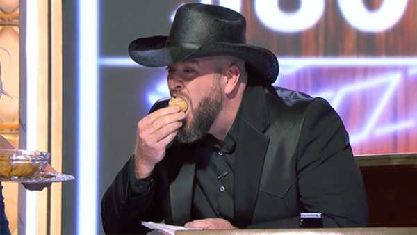 ‘Nashville Squares’ Preview: ‘This Is Us’ Star Chris Sullivan Chows Down On Deep Fried Butter For 0