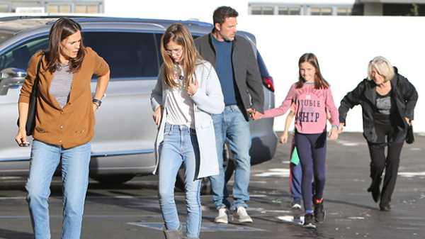 Ben Affleck & Jennifer Garner Reunite To Take Their 3 Kids To The Movies Before Thanksgiving — Pics