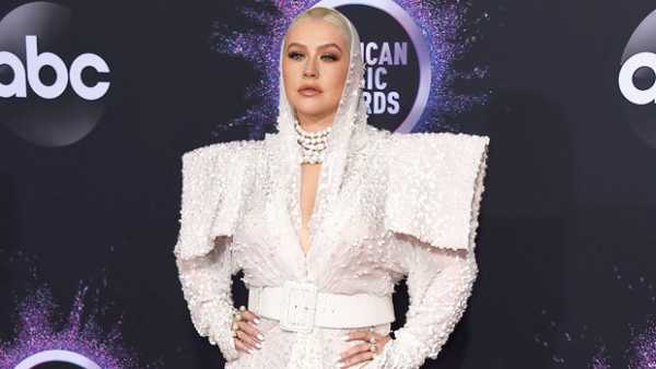 Christina Aguilera & A Great Big World Team Up For Powerful Performance Of ‘Fall On Me’ At AMAs