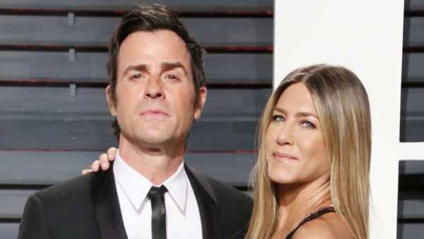 Justin Theroux & Jennifer Aniston Reunite For Thanksgiving Nearly 2 Years After Split