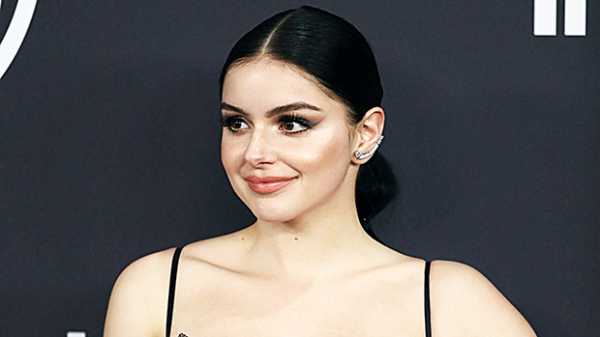 Ariel Winter Rocks Sexy Corset Top & Skirt In New Photo While ‘Hiding From Monday Morning’