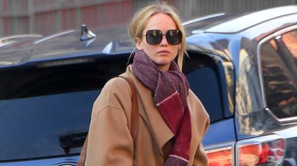 Fall Coats: Jennifer Lawrence’s Duster, Kendall Jenner’s Leather Trench & 10 More Celebs In Outerwear