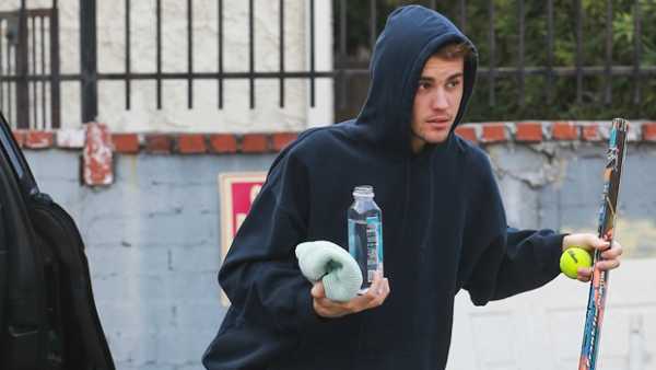 Justin Bieber Teases New Tour As He’s Pictured Heading Into Dance Studio — Pic