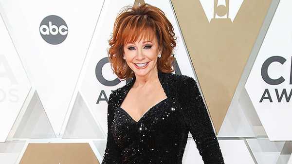 Reba McEntire Stuns In Black Sequin Gown At The 2019 CMA Awards – Pics