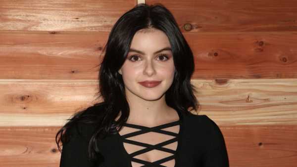 Ariel Winter Shows Off Abs In Sexy Space Cowgirl Costume For Halloween — Pic