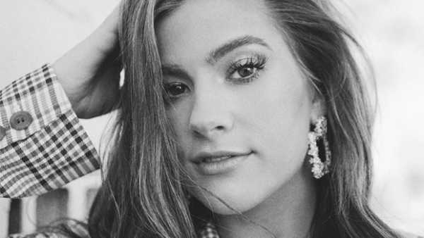 Riley Clemmons Proves She’s A ‘Christmas Person First’ With New EP, ‘The First Christmas’