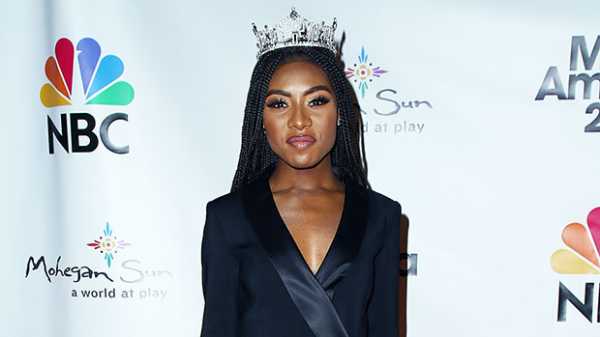 Nia Franklin Stuns In Black Blazer Mini Dress At Miss America 2020 – Pics