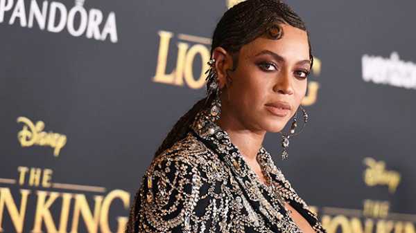 Beyonce Slays In Sexy, Plunging Leopard-Print Corset & Skirt — See Fierce New Photos 