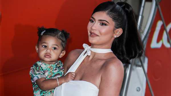 Kylie Jenner And Stormi Look Like Literal Angels In Gorgeous Promo For Stormi Cosmetics Collection 