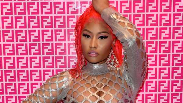 Nicki Minaj Sizzles Next To Husband Kenneth Petty In A Skintight Green & Blue Outfit