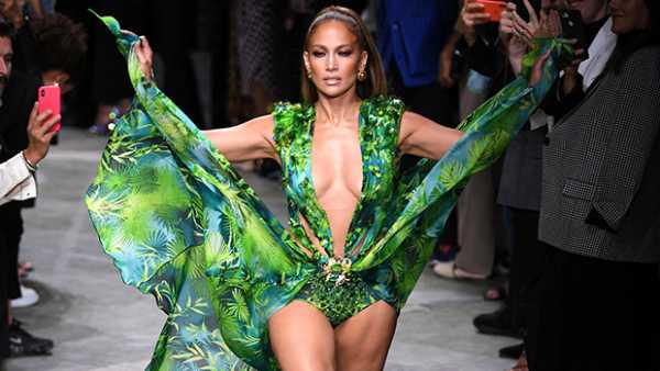 10 Celebrities Who Have Doubled As Models On The Runway: J.Lo, Miley Cyrus & More