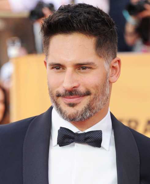 Joe Manganiello Shaves Off Beard in Quarantine Makeover – See Photos