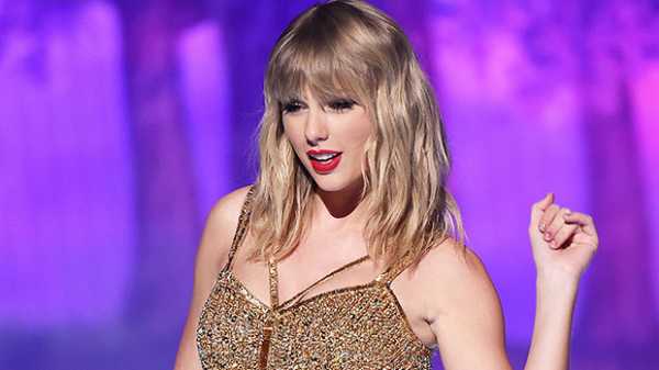 Taylor Swifts 17 Hottest Performance Looks Of All Time Sexy Bodysuits And More Glamour News 