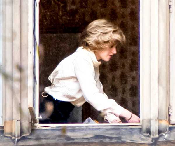 See New Photo of Kristen Stewart as Princess Diana on Spencer Set