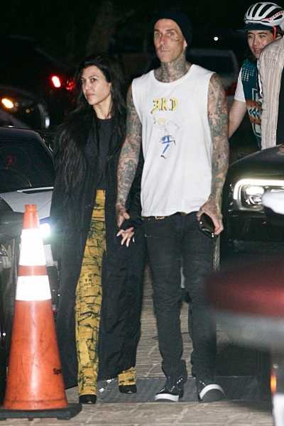 Kourtney Kardashian and Travis Barker Hold Hands on Nobu Date