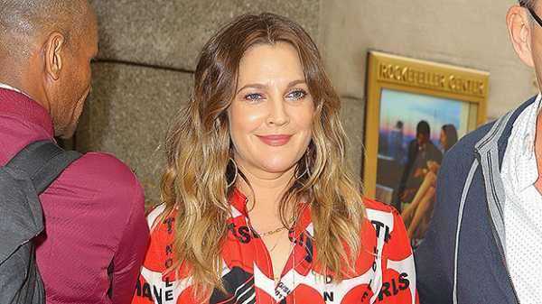 Drew Barrymore Shares Stunning New Makeup Free Selfie A ‘raw And Calm Moment — Photo Glamour News