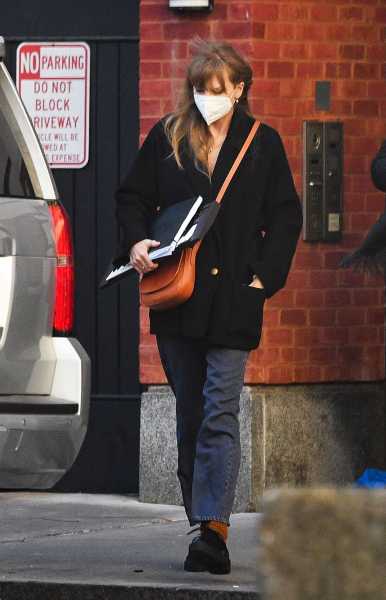 Taylor Swift Goes Out in Black Coat in Brooklyn in February 2022