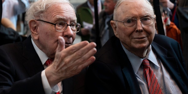 Charlie Munger warns of ‘trouble’ for banks amid ‘a lot of agony’ for commercial real estate