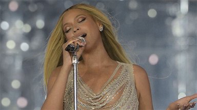 Beyoncé Dazzles In Sexy Mesh Chain Mini Dress By Tiffany & Co. Performing In Toronto: Photos