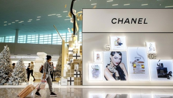 Shinsegae Duty Free opens Chanel mega beauty podium at Incheon Airport