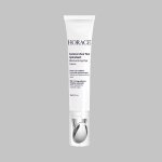Horace beautifies men's eyes with the Tense tube from Cosmogen