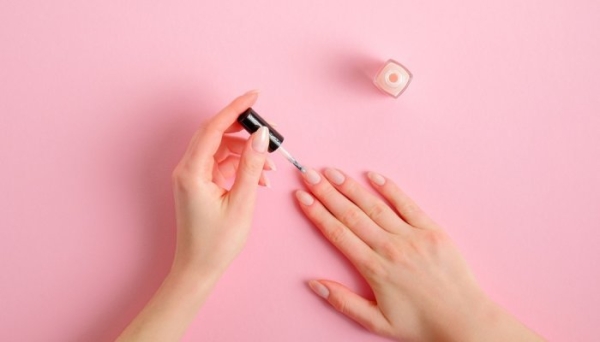'Soap nails' are taking over as the minimalist manicure of the moment