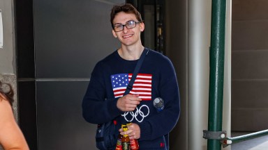 ‘Pommel Horse Guy’ Stephen Nedoroscik Solves Rubix Cube On Jimmy Fallon