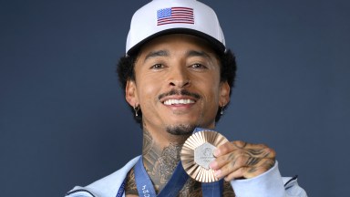 U.S. Skateboarder Nyjah Huston Goes Viral Showing Bronze Medal’s Poor Condition