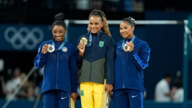 Simone Biles & Jordan Chiles Medal & Bow Down to Olympic Floor Champion Rebeca Andrade