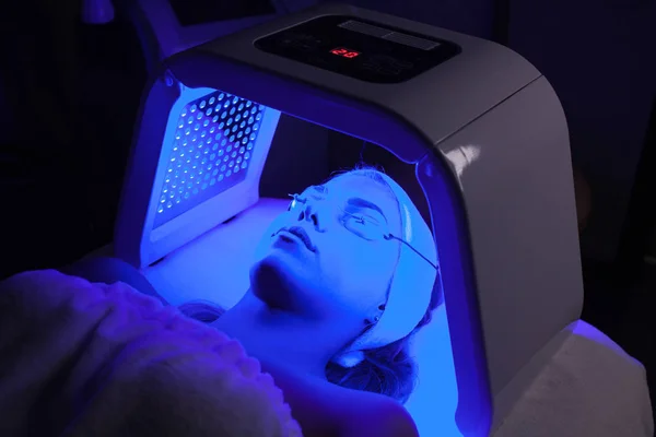 LED Light Face Treatment: A Modern Approach to Glowing Skin