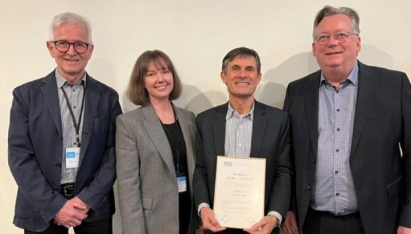 Mibelle Biochemistry founder, Fred Zülli, honored by the Swiss SCC