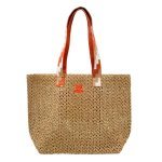Pure Trade creates a beauty pouch and a tote bag in paper straw for Sisley