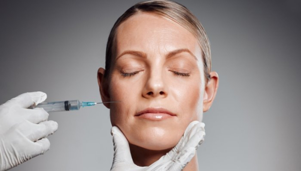 UK seeks to stamp out unsafe “cowboy” cosmetic procedures
