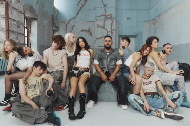 Monatik and DOROFEEVA dance at the video for the song "If You know what I mean"1