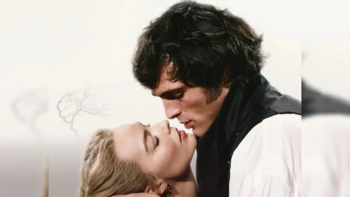 We admire the teaser for the film “Storm Pass” with Margot Robbie and Jacob Elordi1
