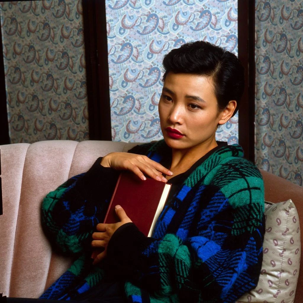 American noir: fashion in the TV series "Twin Peaks" by David Lynch10