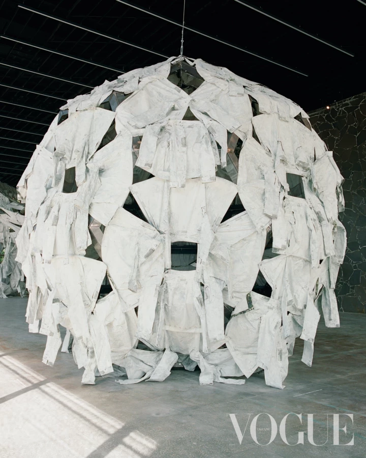 Artist Ai Weiwei - about the power of mysticism, Ukraine and the absence of fear3