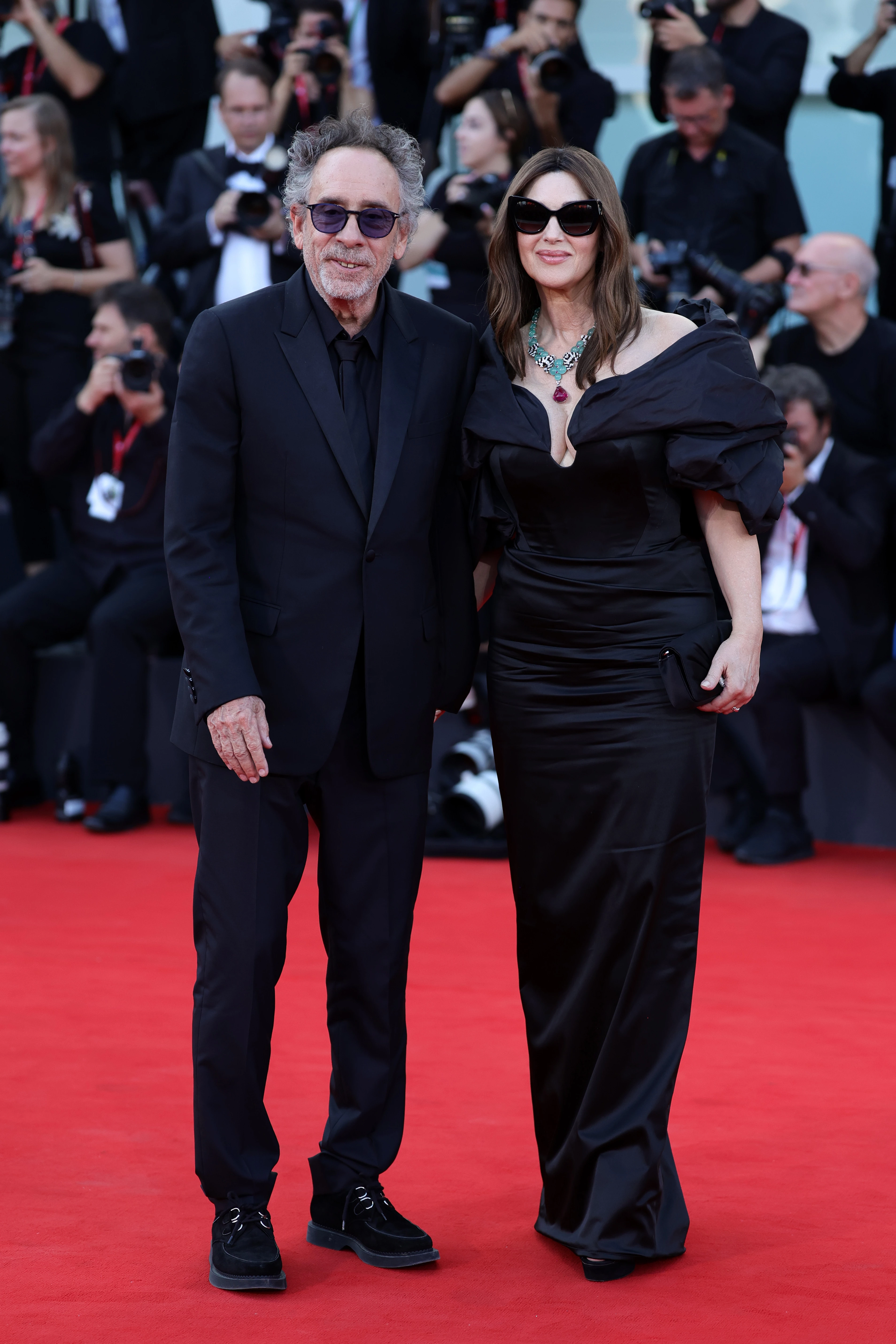 Monica Bellucci and Tim Burton have split up: the actress made a devastating comment on the end of the novel0