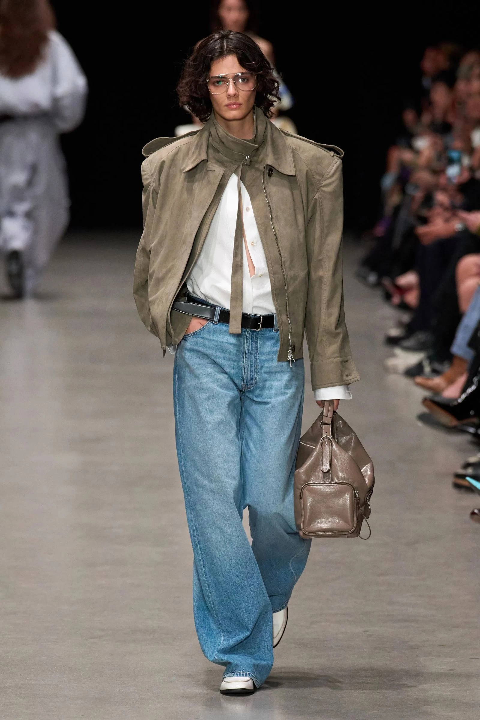 Replicable Autumn Style: 8 Collection-Inspired Outfits
8
