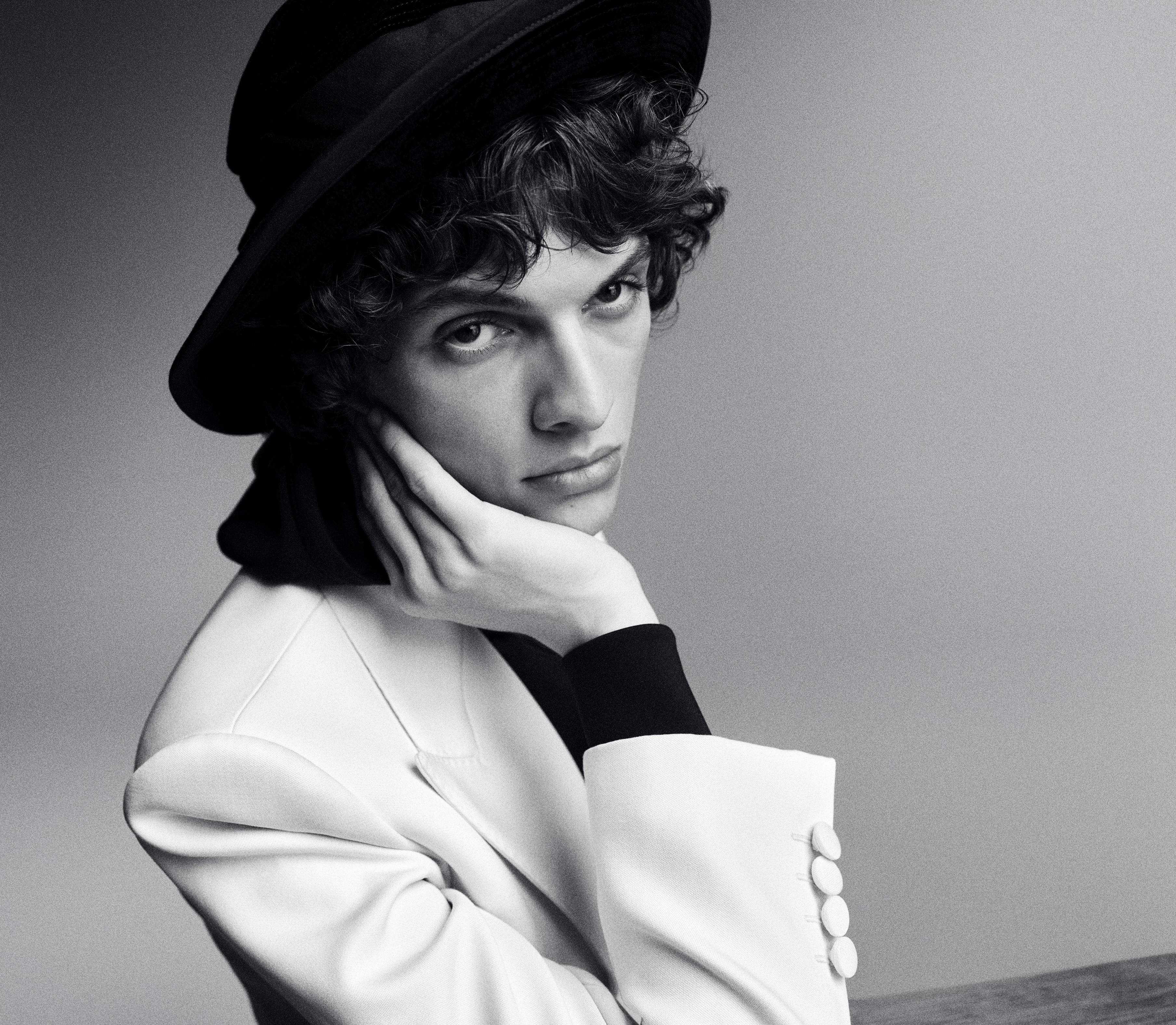 Model MAKSYM VOLOSHYN, 20. Wool blazer and turtleneck, corduroy panama, everything —Valentino18