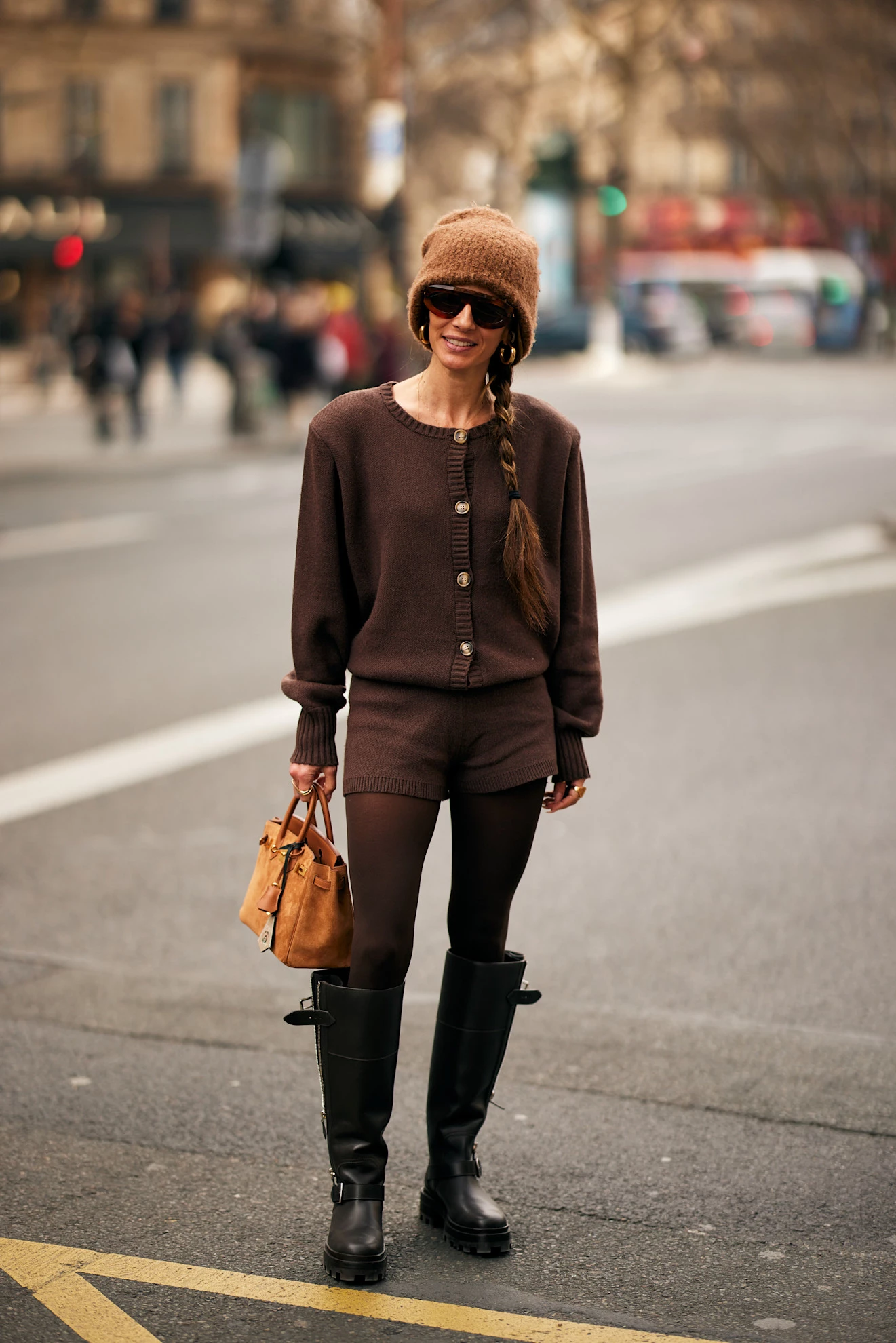Urban Style: Brown Knitwear - Trendsetters' Guide to the Season's Key Piece and Shade
8