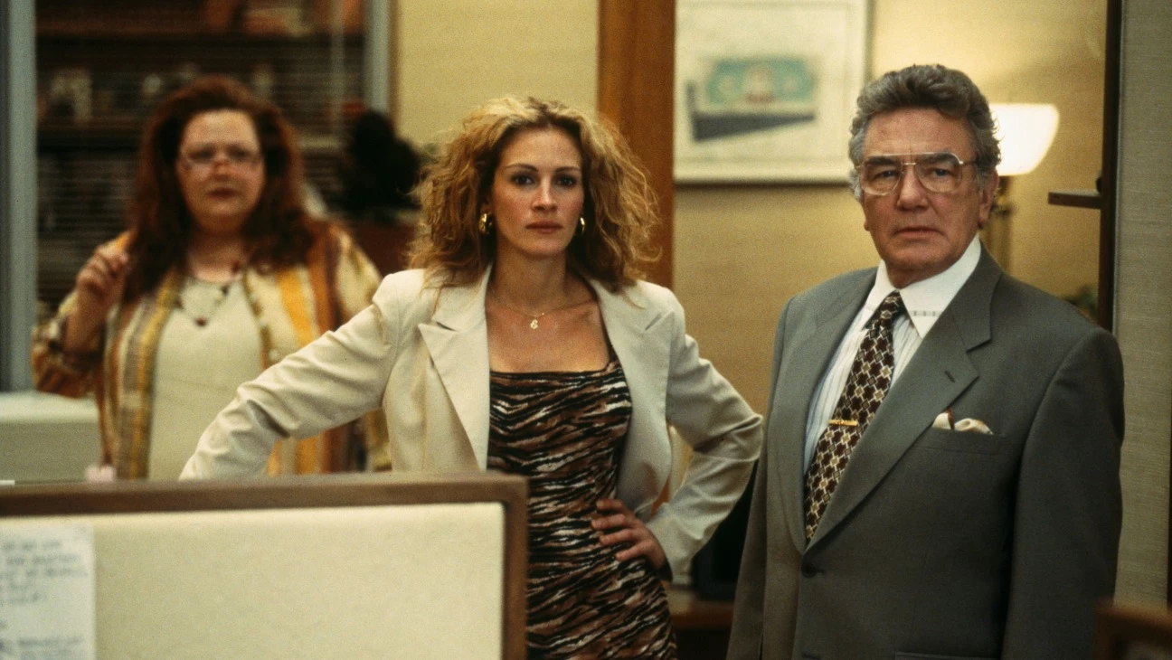 "Erin Brockovich" is the greatest film by Julia Roberts and the most relevant for our time6