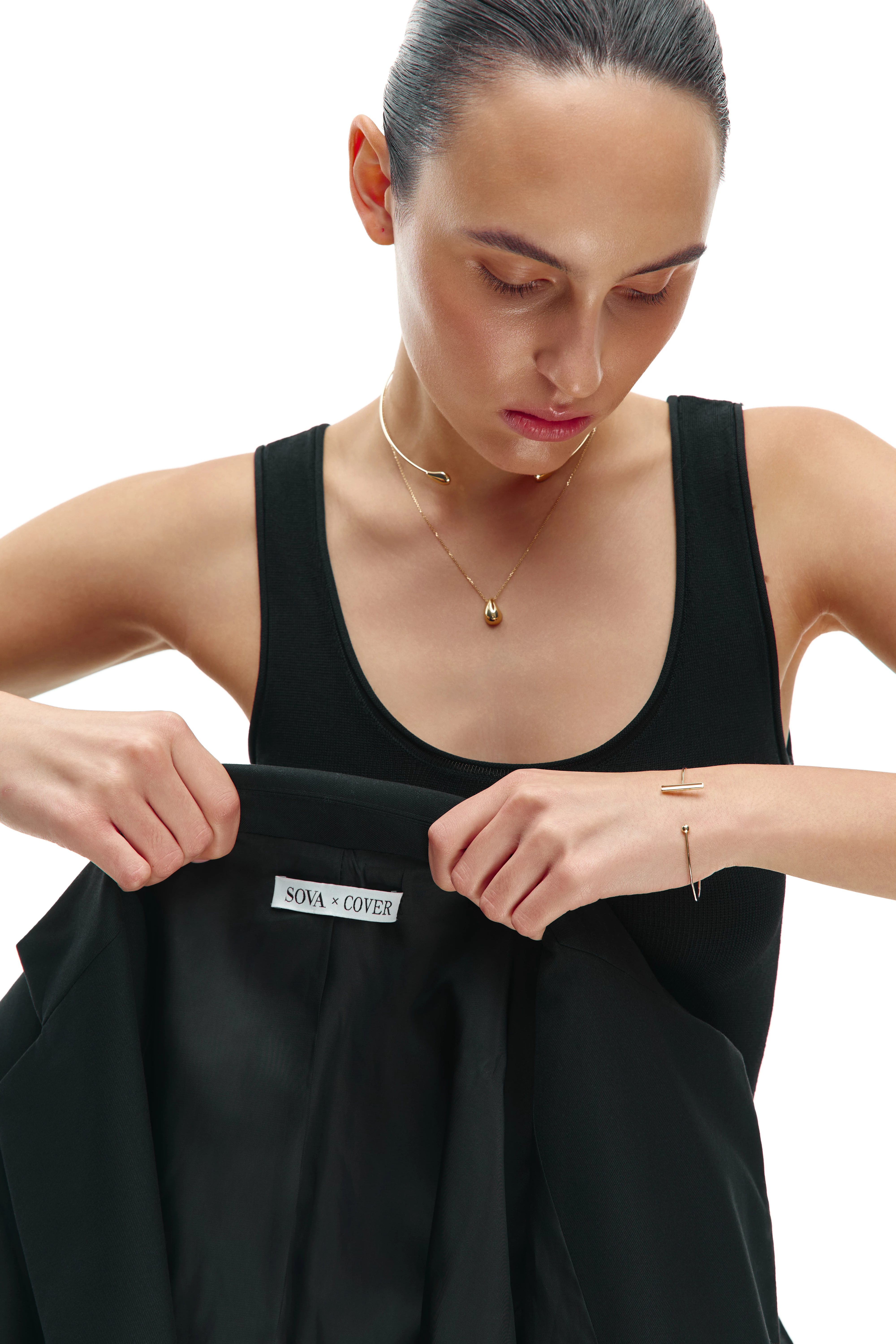 SOVA Jewelry Stylists: Operation, Client Experiences, and COVER's New Apparel
1