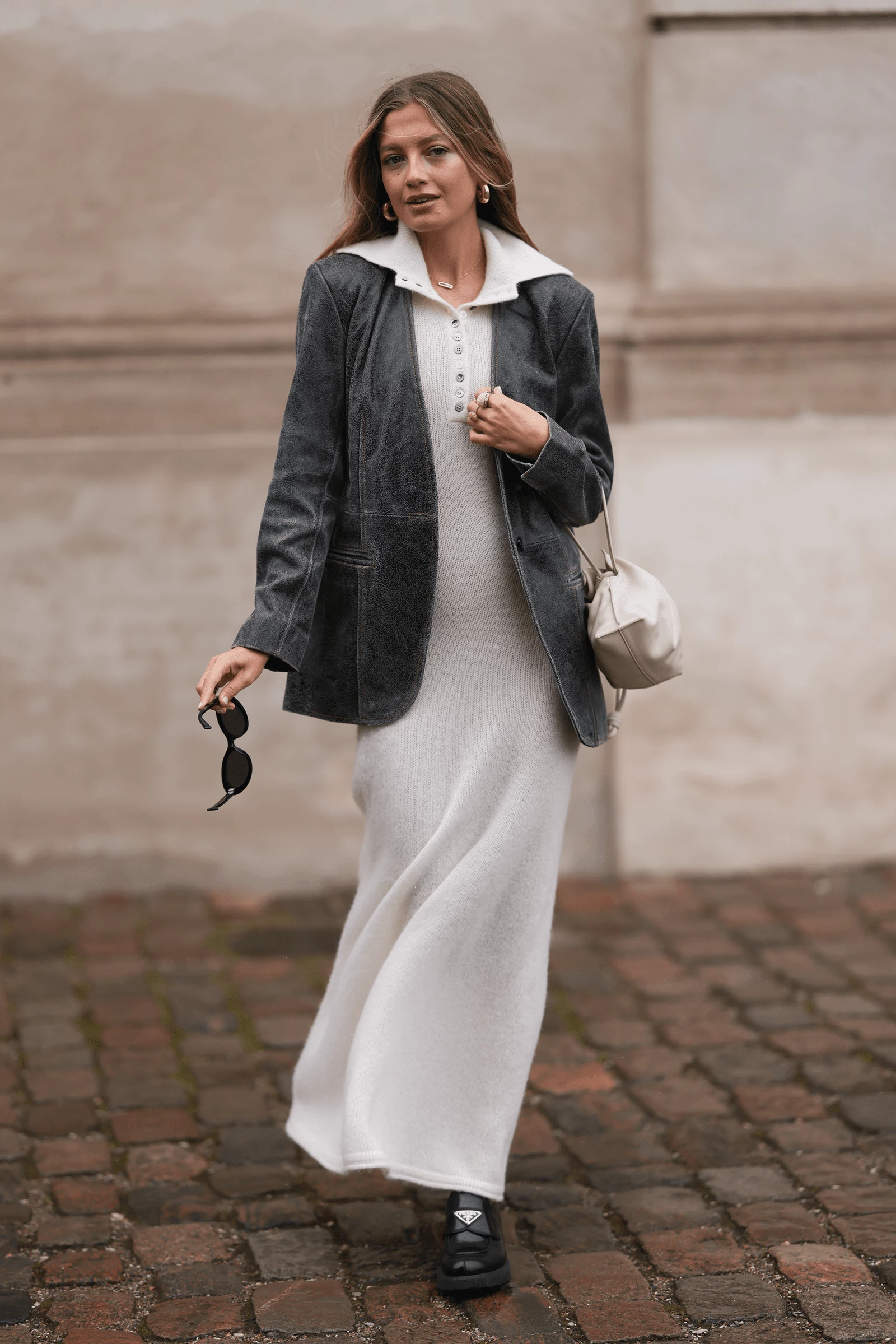 Knit Dresses: 5 Chic Looks for Autumn Days
3