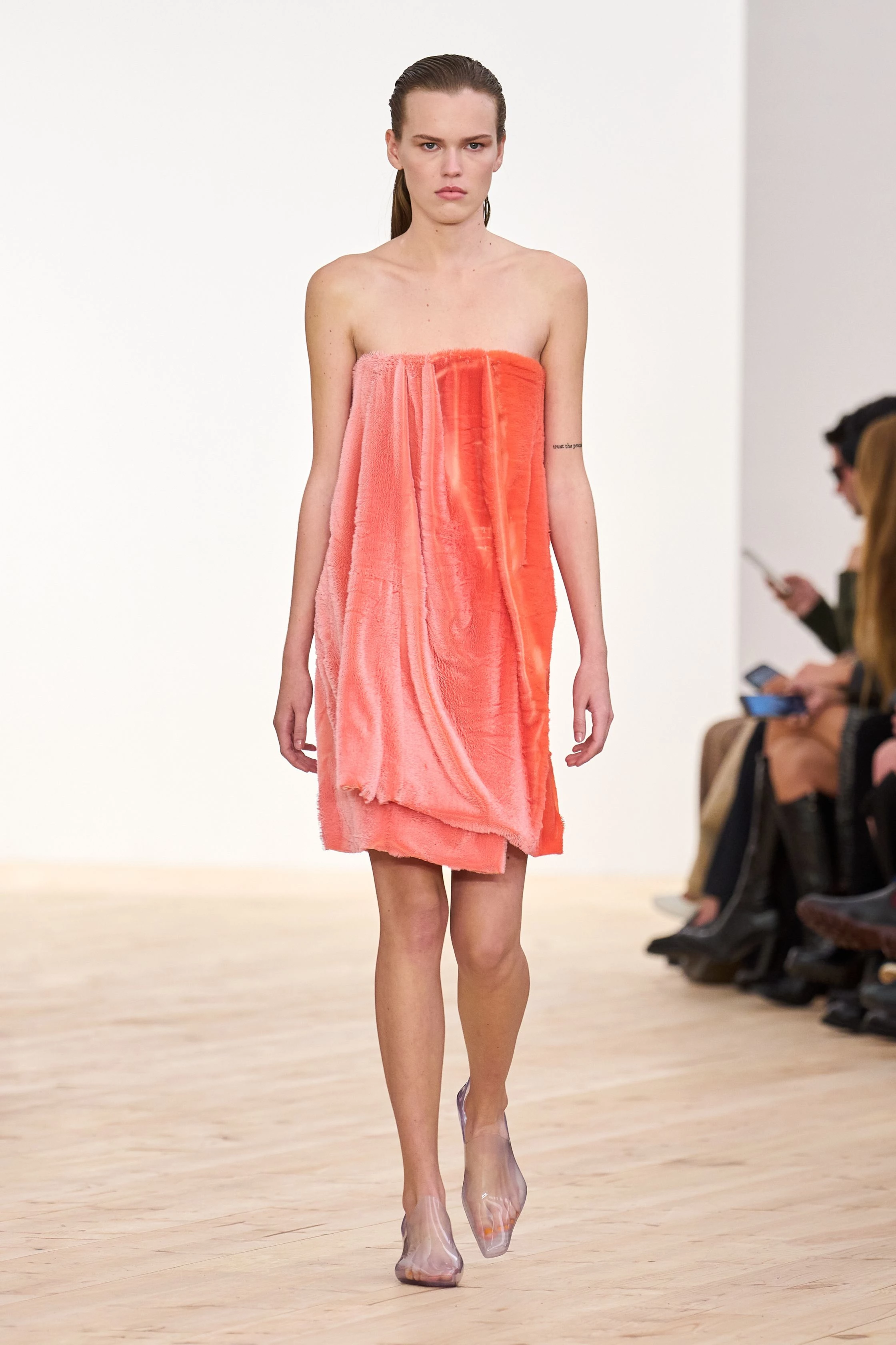 Spanish sunlight, New York tempo: Loewe's upcoming spring/summer '26 line
13